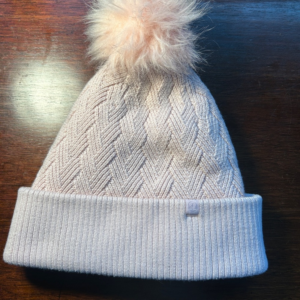 Lululemon Women's Cable-Knit Fleece-Lined Winter Hat